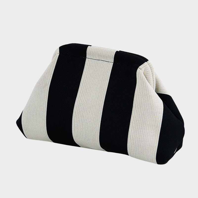Lightweight Quilted Crossbody Bag