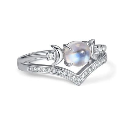 Witchy Triple Moon Moonstone Adjustable Ring Set