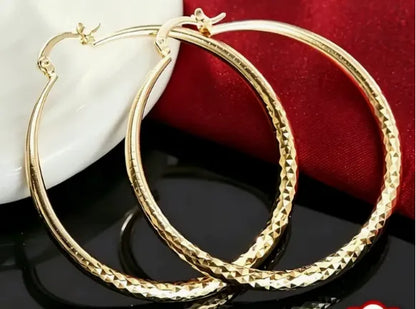 Diamond-Cut Hoop Earrings for Women – Elegant, Sparkling