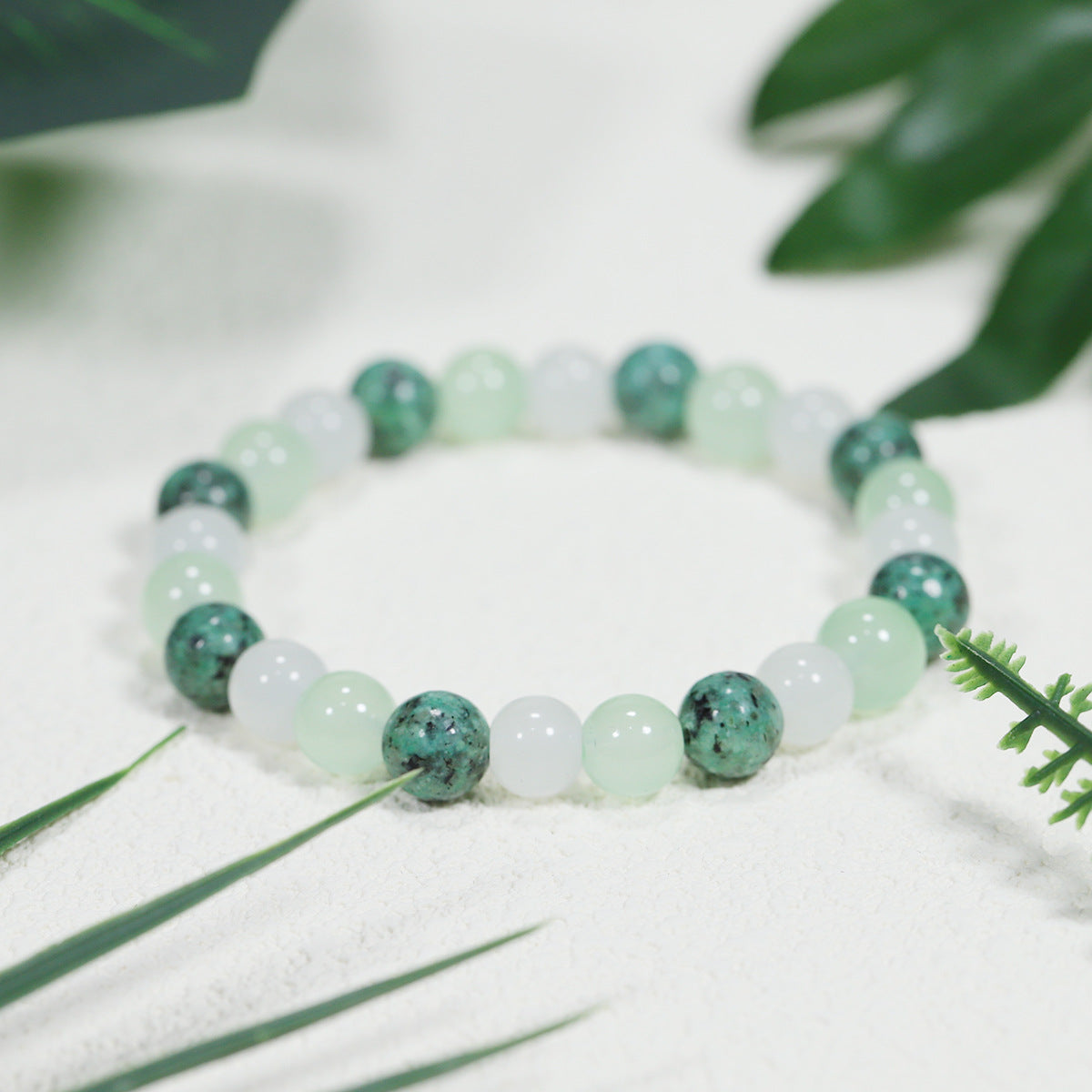 Dream in Bloom Green & White Crystal Bracelet