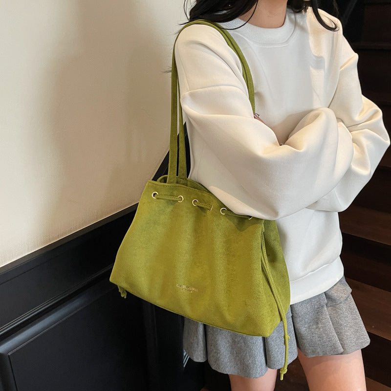 Women’s Retro Drawstring Large-Capacity Tote Bag