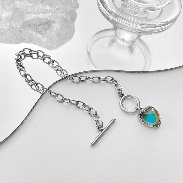 MoodShift Color-Changing Heart Necklace & Bracelet Set