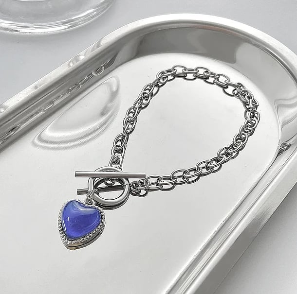 MoodShift Color-Changing Heart Necklace & Bracelet Set